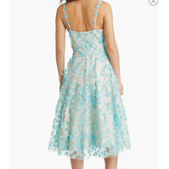 Floral Appliqué Cocktail Midi Dress - Picture 2 of 6